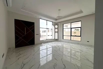 هـوت ديـل | فـيـلا مـمـيـزة 6 غـرف نـوم + خـادمـة | الـسـعـر قـابـل لـلـتـفـاوض |