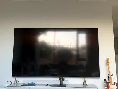 100” Flat Screen Smart TV (Wall-mounted) - Good Condition