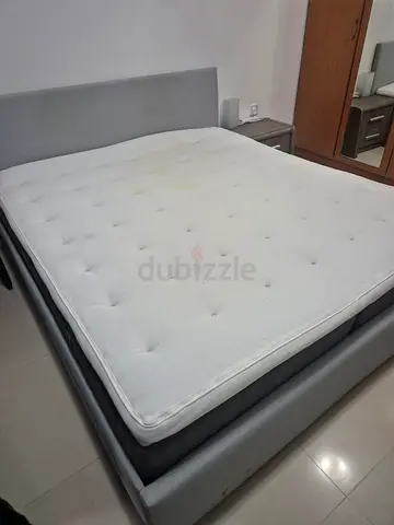 King size bed with storage