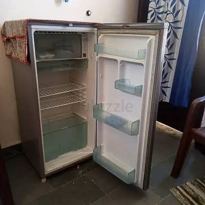 Samsung 190L Direct-Cool Refrigerator