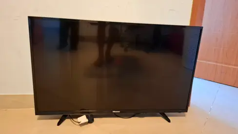 Hisense 32-inch LED TV - Good Working Condition