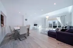 Fully Upgraded | Park Side | Beach Access