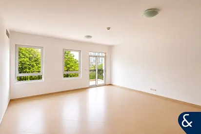3 Bedrooms | Bright Open layout | 4 Baths