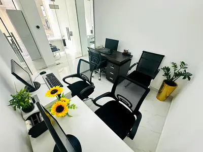 Brand new office |direct from Owner |near to Public Transport