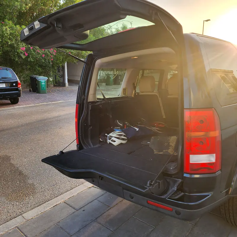 Land Rover LR3 2009 — photo 1 of 8