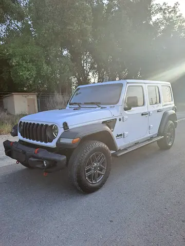 Jeep Wrangler Unlimited Sport 2024 GCC Specs Very Clean Car