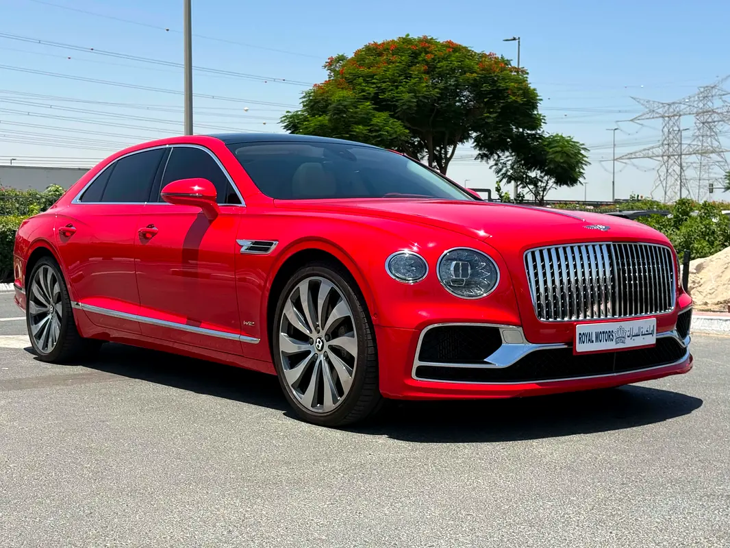 Bentley Flying Spur 2020 — photo 1 of 20