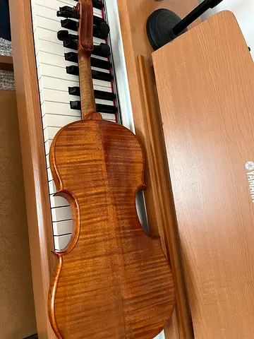 Baroque old violin