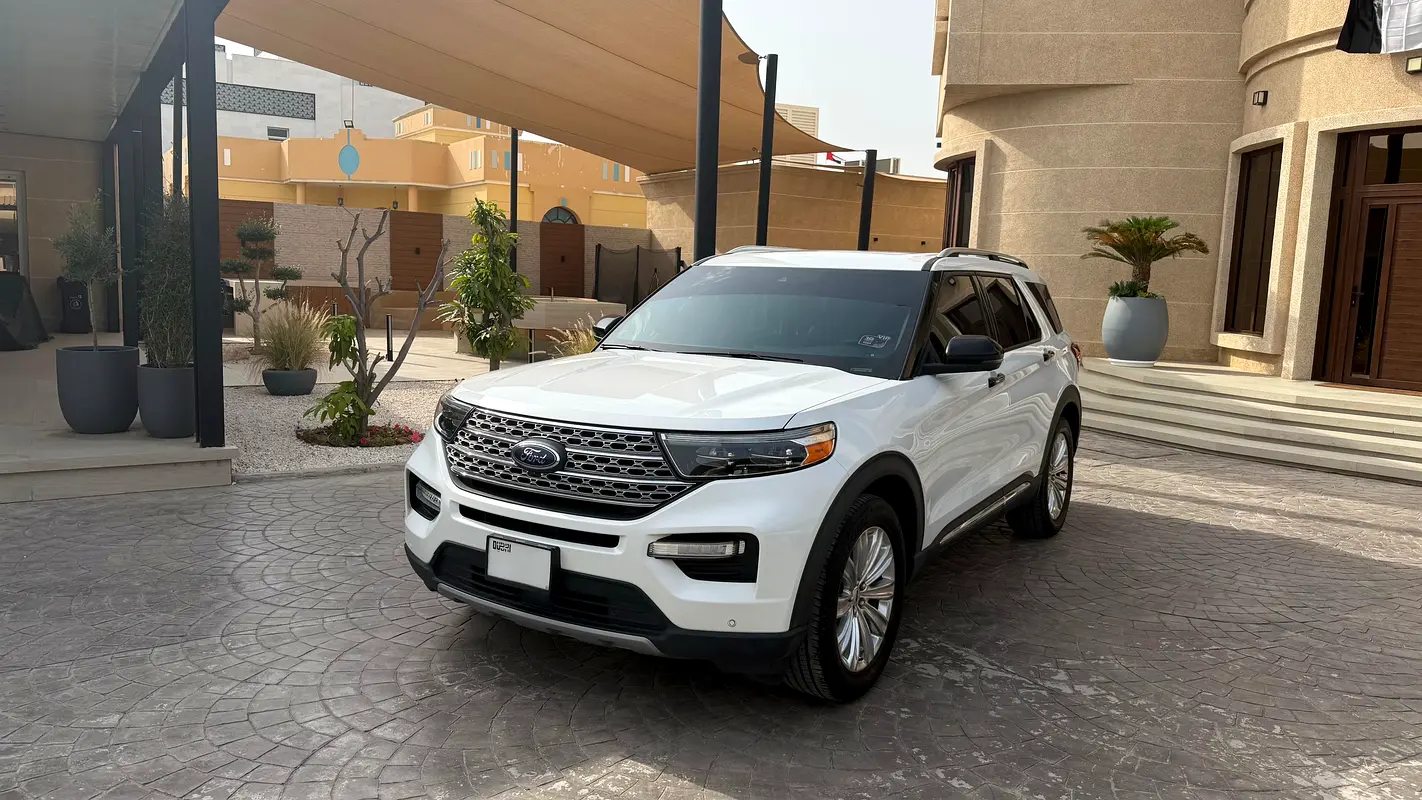 Ford Explorer 2020 — photo 1 of 12