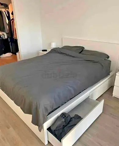 Malam queen size bed 160/200cm bed with 2 storage drawers underneath and Ikea mattress is available