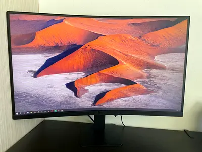 LG 27 Curved Monitor – FHD 100Hz, USB-C + HDMI, Like New (2026)