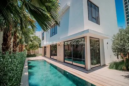 Luxury Fully Upgraded 5BR+Maid | Private Pool