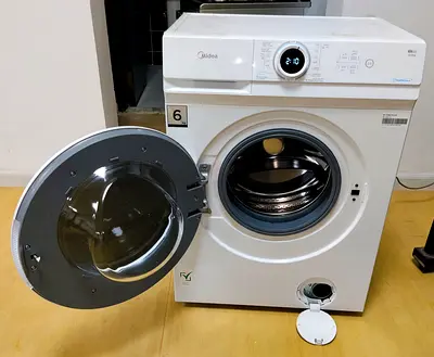 Midea Brand Automatic Washing machine  6 kg in Dubai Jumeirah 3