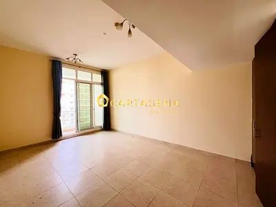 Studio Apartment | Great Facilities | Balcony