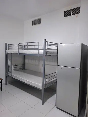 Ladies Bed space available in Karama near Metro