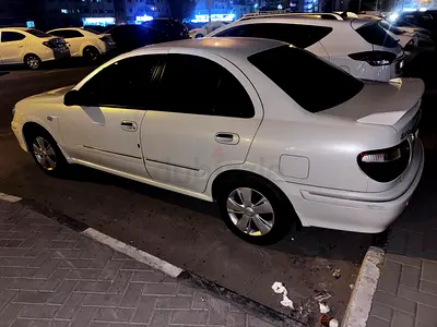 Nissan Sunny EX Saloon 2003 GCC Specs