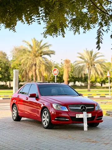 صورة مصغرة 2 لـ 2013 Mercedes-BENZ C-CLASS