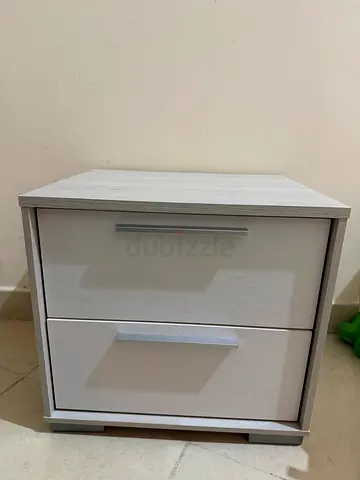 Bed side table