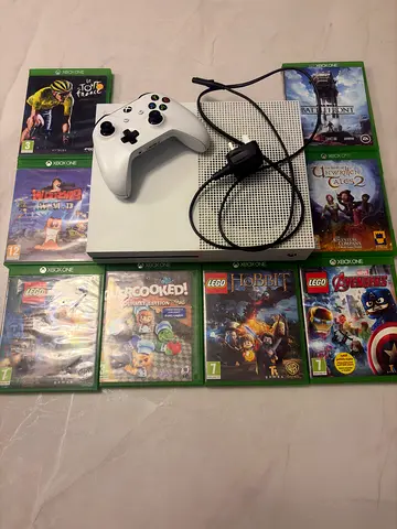 Xbox one S (1TB) (negotiable)