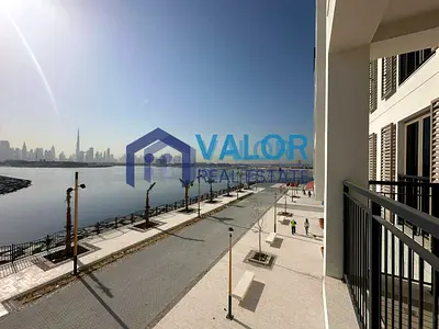 Sea View| Burj Khalifa Skyline | Waterfront Living