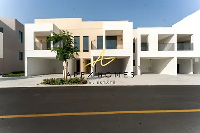Single Row Property | Vacant | Negotiable
