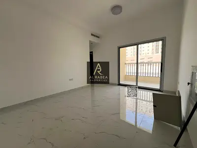 اول ساكن-جاهز للسكن-موقع مميز-تكيف مركزي