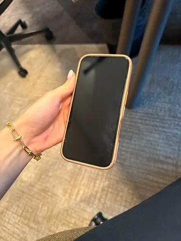 iPhone in good condition with case - ready to use