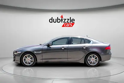 صورة 5 لـ 2016 Jaguar XE