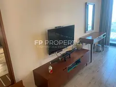 FULLY FURNISHED / NEXT TO MALL /READY TO MOVE