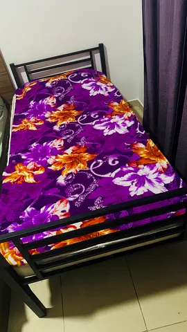 Bed space for ladies