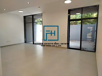 Classic 4-Bedroom Middle Townhouse I Freehold I Vastu Compliant