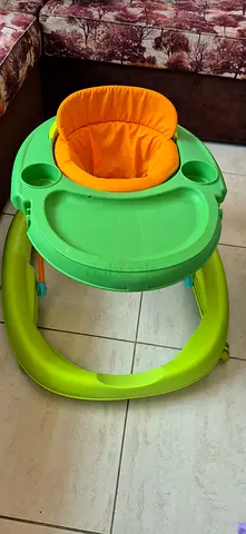عربه أطفال Chico  للبيع