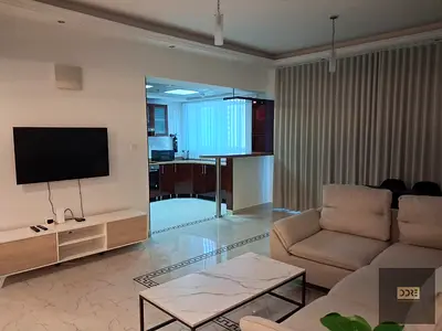 UNFURNSHED | SPACIOUS | HIGH FLOOR