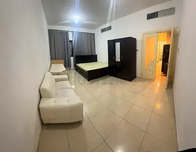 🏠 Room Available in Al Zahiyah, Meena Street