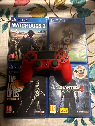 PlayStation 4 controller with 4 PS4 games bundle