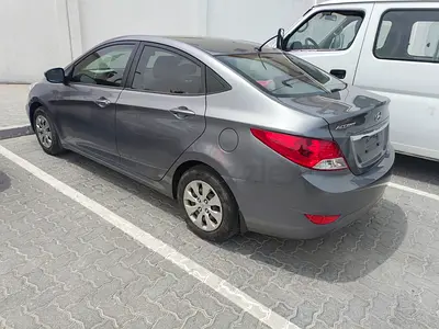 Hyundai Accent GL 2017 GCC Specs - Well Maintained