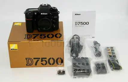 Nikon D7500