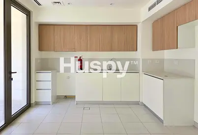 Unfurnished | Vacant | Close to Amenities