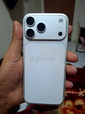 I phone 17 pro max