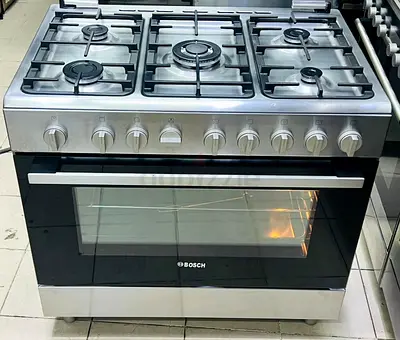 Bosch gas  cooking range 90by60cm perfect working and excellent condition