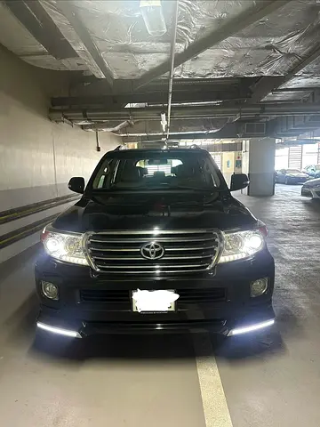 Toyota Land Cruiser GXR 2015 | GCC Specs | Well Maintained