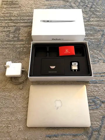 Macbook
