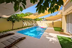Fully Renovated |Quiet |Extended End Villa