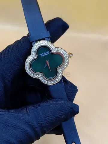 Van cleef ladies watch
