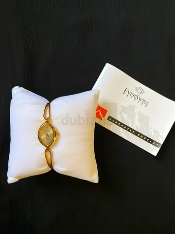 Gold-tone EverSwiss Ladies Watch - Slim Bracelet Style
