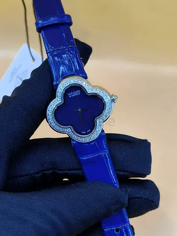 Van cleef ladies watch