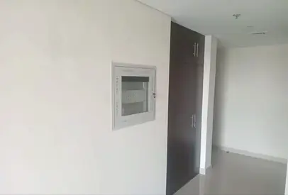 Available! Good Condition! Perfect Location