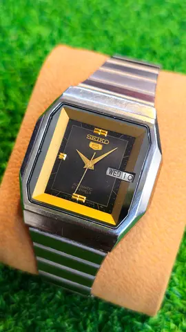 Vintage Seiko 5 Automatic 21-Jewels Japan made Mens watch for sale (Used )
NO BOX NO PAPER