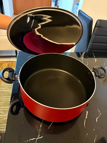 Non-stick Biryani Cooking Pot with Lid — Good Condition