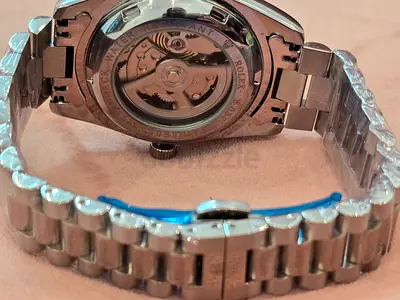 Beautiful Silver Rolex Style Watch